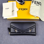 フェンディコピー ウォレット 015